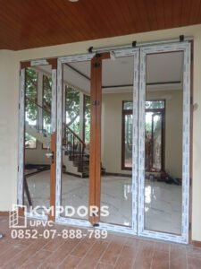 Pintu Lipat UPVC Motif Serat Kayu 4 Daun